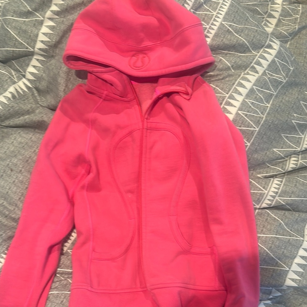 Lululemon pink scuba hoodie